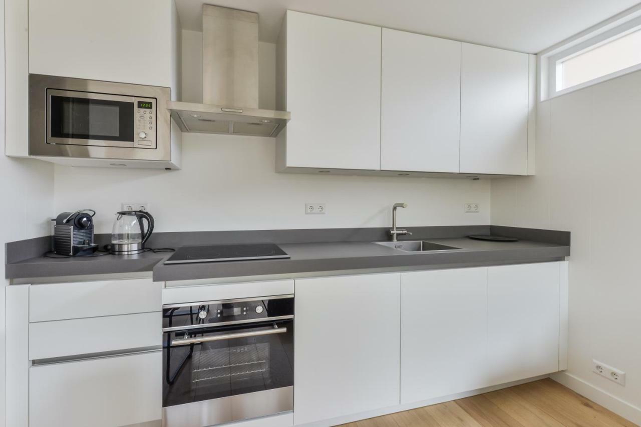 Modern Zandvoortselaan Apartment